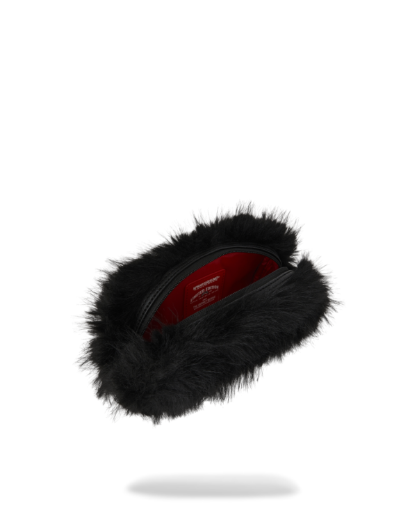 FUR CRAY BLACK POUCH SPRAYGROUND