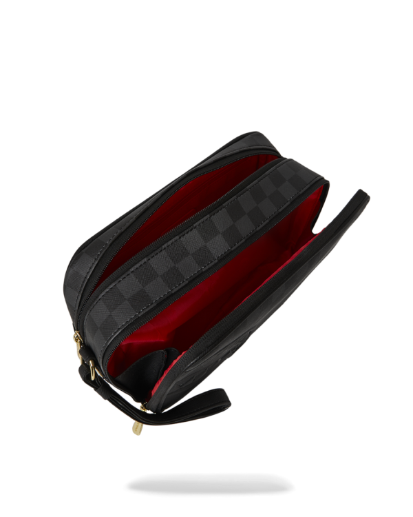 B8280_4 SPRITZ BLACK TOILETRY BAG SPRAYGROUND
