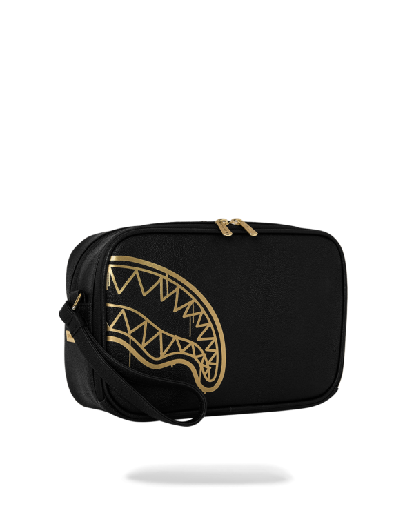 B8976_2 THAT GOLD DRAP TOILETRY