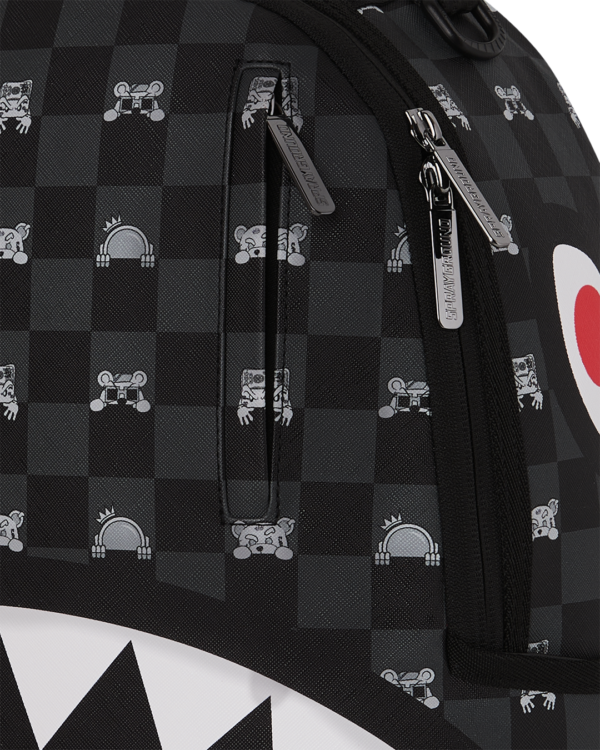 B8872_6 GRAY PEEKING CHARACTER CHECK DLXSV BACKPACK
