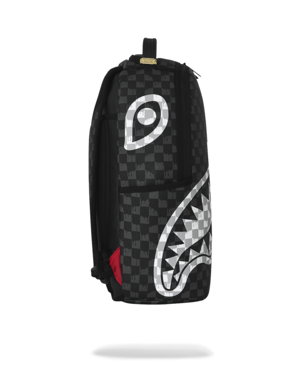 B8553_3 BLACK AND WHITE DRIP CHECK SHARK BACKPACK