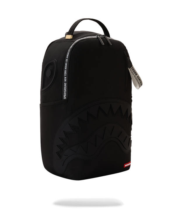 B9587_2 SHARK CENTRAL PRINTED ZIP BACKPACK