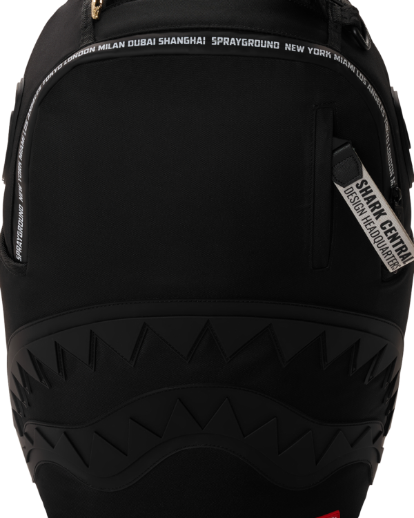B9587_D4 SHARK CENTRAL PRINTED ZIP BACKPACK